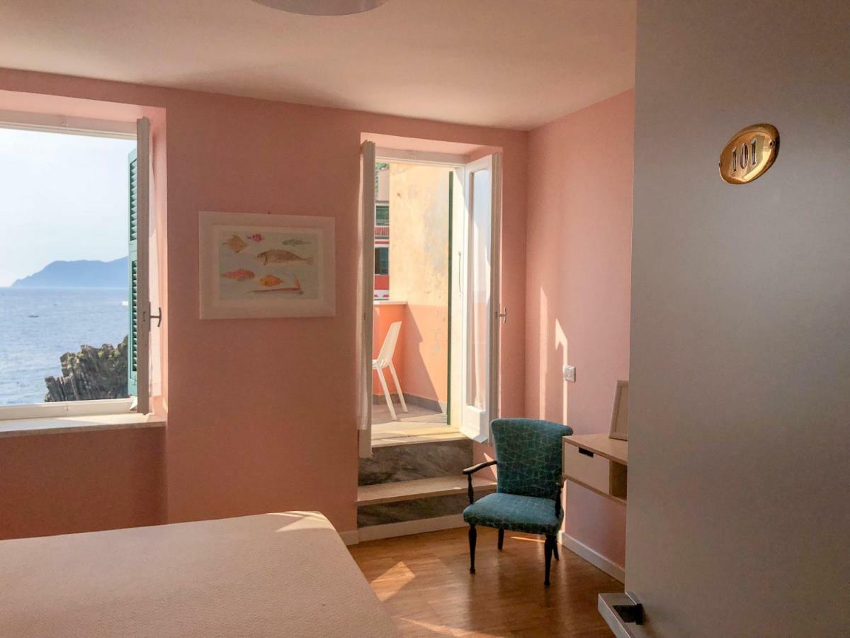 Ai Pesci Room Rental Riomaggiore Oda fotoğraf
